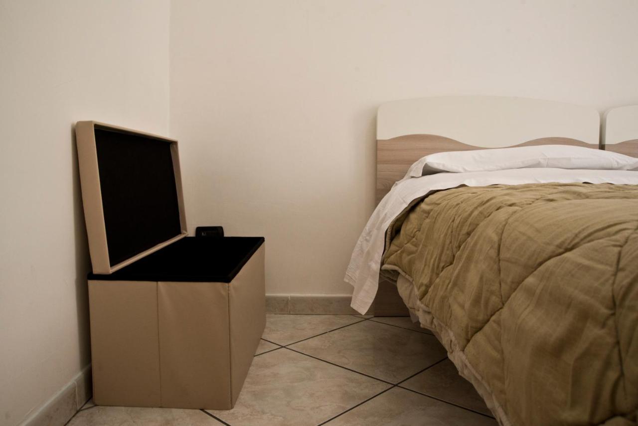 Dreaming Napoli Apartment Bagian luar foto